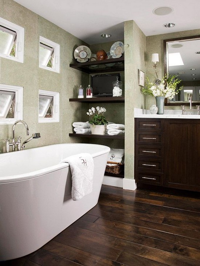 10 Tips for small Bathrooms