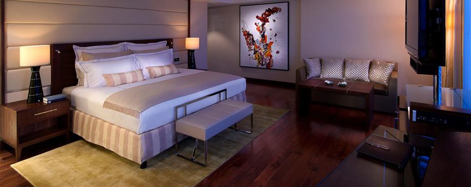 5 Amazing Luxury Hotels in Frankfurt 2018