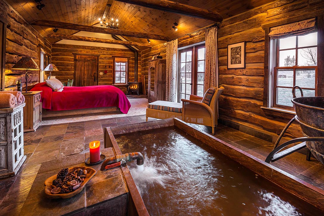 Most Stunning and Amazing Hotel Bathrooms