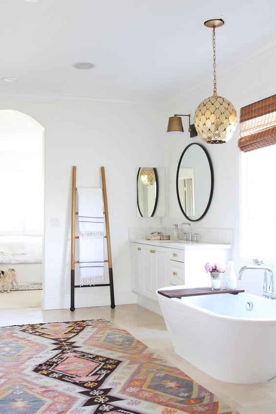 5 Awesome Ways to Create a Colorful Bathroom