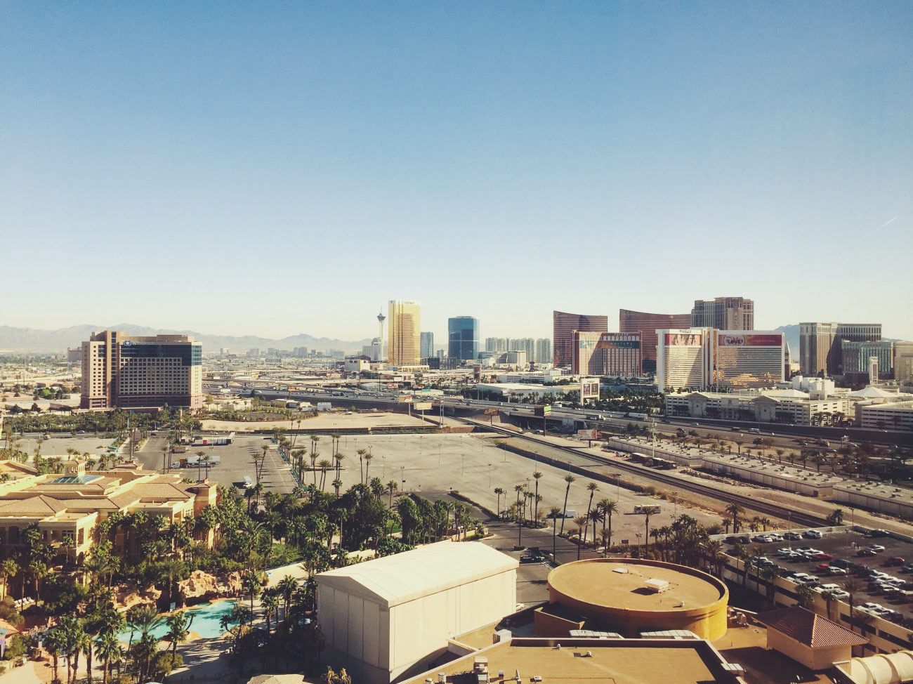 Get to know more about: Las Vegas Market, Las Vegas Furniture, Las Vegas Interior Design, Las Vegas Luxury Houses, Las Vegas Luxury Hotels, Las Vegas Market 19