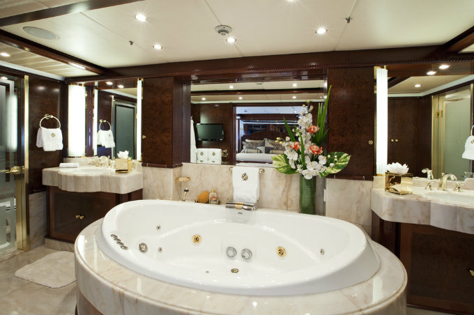 Design Touch For Your Master Bathroom, Most Luxurious Master Bathrooms